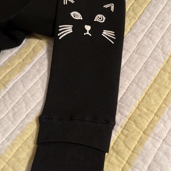 NO LONGER AVAILABLE Great pair of leggings. Heavy thick super warm. . - Picture 2 of 5